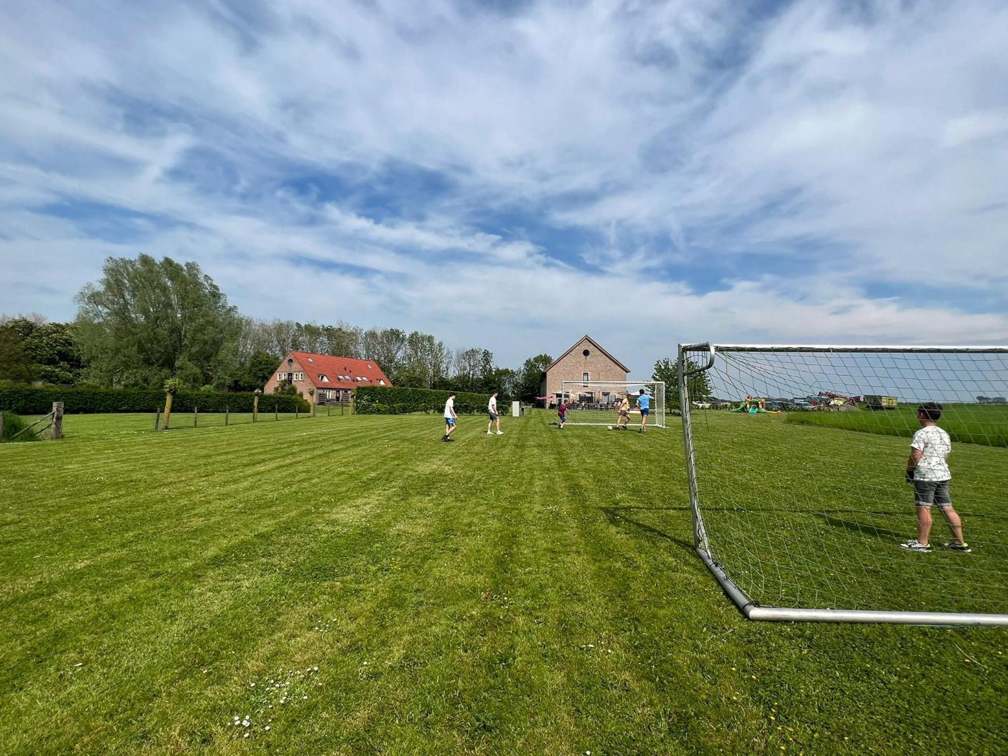 Accommodatie In Herbouwde Boerenschuur Koestal Retranchement Exterior foto